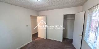 A Charming 3bd/1ba Fruitridge Manor Area Home with Garage Gallery 10