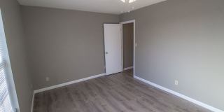 Northern 3 Bedroom Duplex Gallery 18