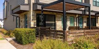 800 Bandera Court Gallery 1