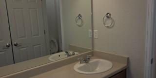 Modern Comfort in a Prime Location – 3 Bed / 2.5 Bath Home in Denver! Gallery 12