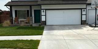 4516 NW Commons Dr. Gallery 1