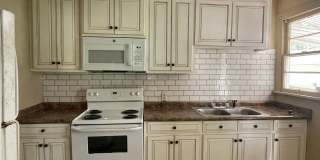 3 Bedroom/1 Bath Home near VSU!! 3 Bedroom/1 Bath Home near VSU!! Gallery 3