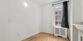 1225 SPRUCE Street Gallery 11