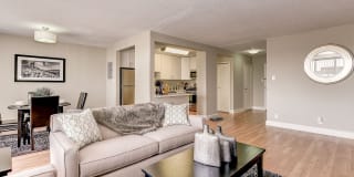 Crystal Plaza Apartments Gallery 24