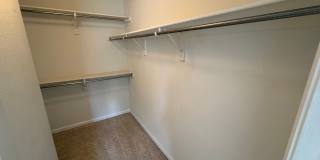 Spacious townhome with great views Gallery 17