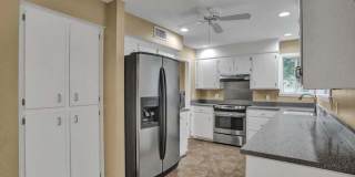 1011 Mcdale Lane Gallery 6