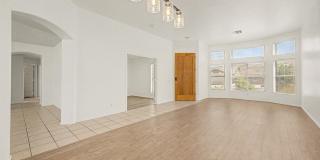 1320 E COTTONWOOD Lane Gallery 5