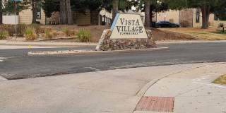 Wonderful townhome unit in Arvada! MOVE IN READY!! Gallery 3