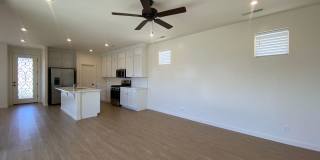 SPACIOUS HOME AVAILABLE IN DESERT COLOR! Gallery 15