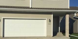 3 Bed 3 Bath Twin Home Gallery 1