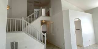Large Four Bed, Three Bath Home with a Pool Gallery 6