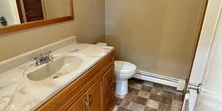 2bd, 1.5 bath Condo for Rent in Fairbanks! Gallery 23