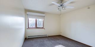 Oakland Pointe Gallery 35