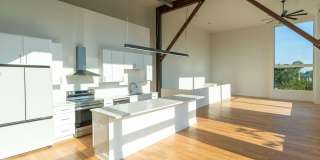 400 E Martin Street Gallery 6