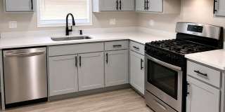 Stunning 2bd/1ba Unit in Chicago's Beverly Area Gallery 10