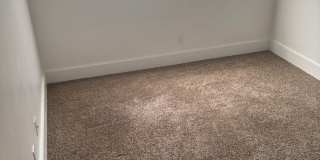 Great Location! Lots of Amenities Gallery 16