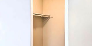 1077 Van Dyke Street - 305 Gallery 11