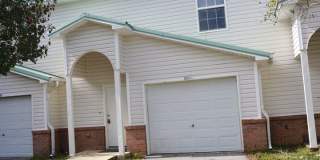 Two Bedroom Townhome in FWB Gallery 1