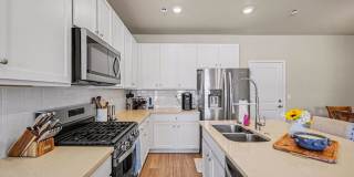 Gorgeous 3 bed 2.5 bath Home Available in Parker! Gallery 6