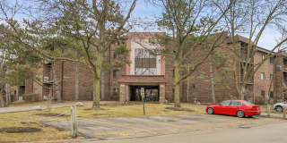 1002 Castilian Court Gallery 1