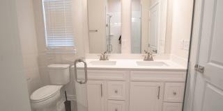 3BR Townhome near Camp North End Gallery 5