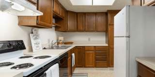River Pointe Apartments Gallery 4