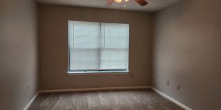 **Available January 1st** 3 Bedroom, 2.5 Bath Town Home Gallery 17