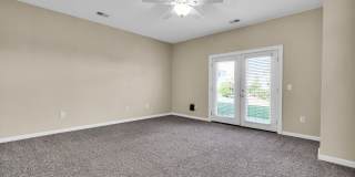 Charming 3-Bed Townhome in Prime Richmond Hill Location! Gallery 16