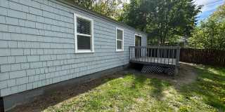 Cute 3 Bedroom, 1 Bathroom House on Sunset Hill! Gallery 29