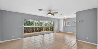 423 Pine Tree Court Gallery 4