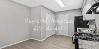 Cozy 2 Bedroom Duplex with Fireplace & Spacious Backyard! Gallery 31