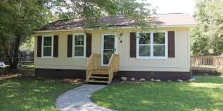 Cozy 2 Bedroom 1 Bathroom Cottage in Verdier View- Bluffton Gallery 1
