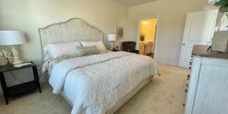 Cardinal | 4 Bed 2.5 Bath | Garage | 1895 sf | $2959-$3255 | 8, 9, 10, 12, 14, and 15 month lease terms Gallery 202