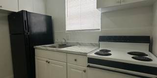 Modern Apartments  Near Jackson Hospital: 1-3 Bedroom Options Gallery 3