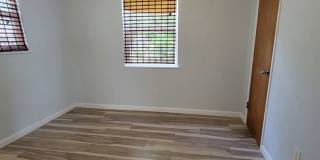 2 BEDROOM 1 BATH HOME Gallery 11