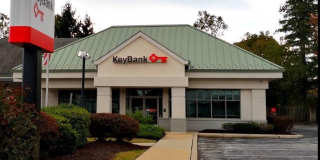 414 W LANCASTER Avenue Gallery 1