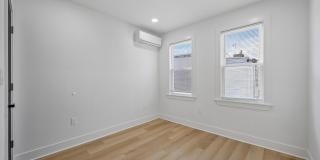 1911 W HUNTING PARK Avenue Gallery 19