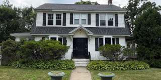 Beautiful 3 Bedroom, Single Family Home in Springfield Beautiful 3 Bedroom, Single Family Home in Springfield Gallery 1