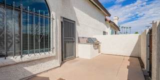 Townhome in Phoenix Gallery 25