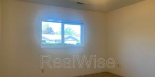 1423 SW Kokanee Ln Gallery 4