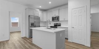 311 N Helton Street Gallery 1