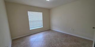 6135 Higgins Avenue Gallery 18