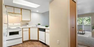 Brentwood Apartments Gallery 4