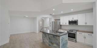 27024 Adriana Cir Gallery 3