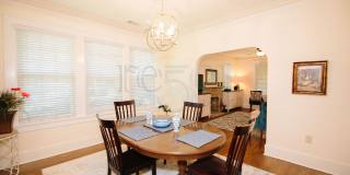 Yellow Bungalow in Hillcrest Gallery 21