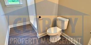 Spacious 4-bedroom home in prime Cleveland location! Gallery 25