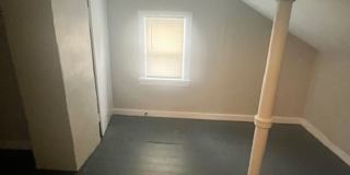 4BR/1BA house- LEASING SPECIAL Move in by 9/15/2026 and receive 50% off of your Deposit. Gallery 15