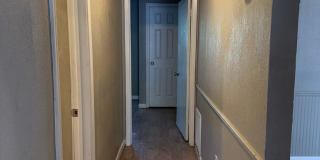 Adorable 3/2 with 2 Living Areas Close to Tech and Medical District! Gallery 20