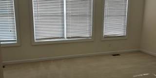 2013 Baltic Ave Gallery 14