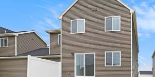 1904 Constantine Court Gallery 24